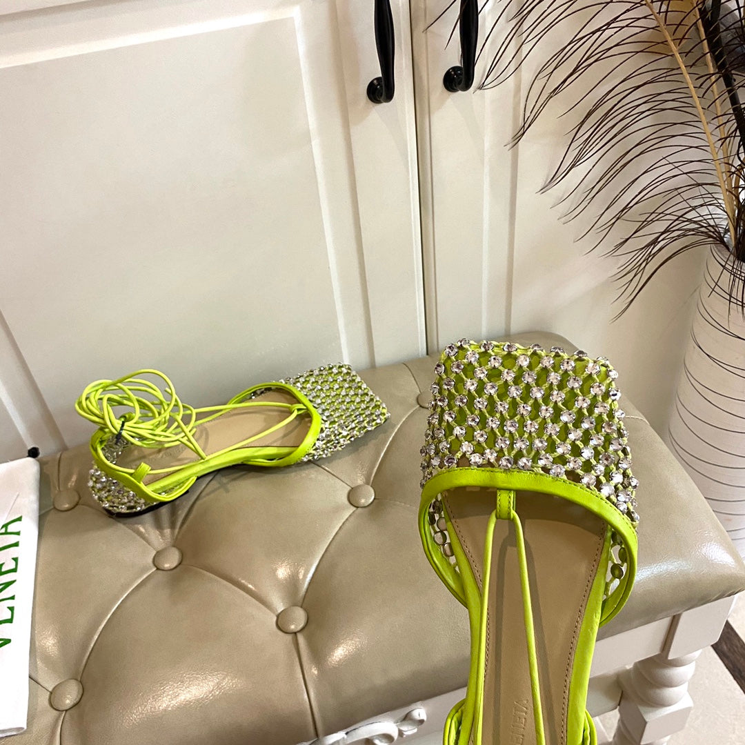 LACE-UP FLAT SANDAL IN NEON YELLOW METALLIZED MESH AND LEATHER WITH RHINSTONES - 35