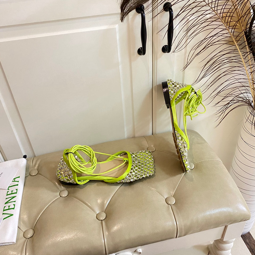 LACE-UP FLAT SANDAL IN NEON YELLOW METALLIZED MESH AND LEATHER WITH RHINSTONES - 35