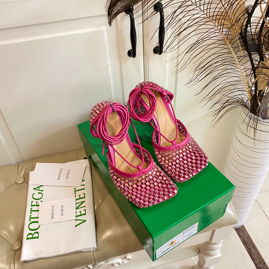 LACE-UP SANDAL IN PUNCH PINK METALLIZED MESH AND LEATHER WITH RHINSTONES 9 CM - 35