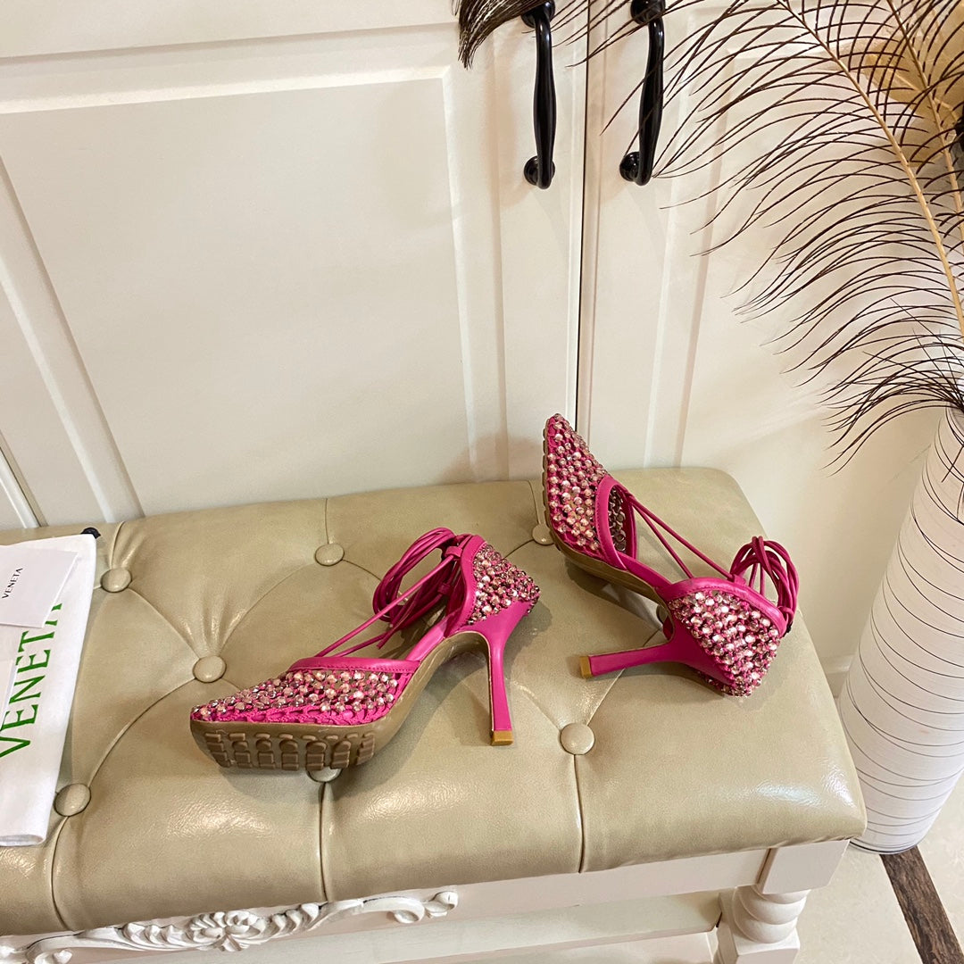 LACE-UP SANDAL IN PUNCH PINK METALLIZED MESH AND LEATHER WITH RHINSTONES 9 CM - 35