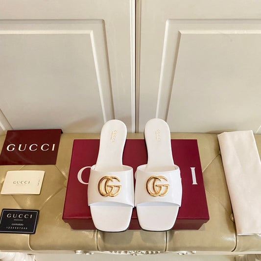 ШЛЬОПАНЦІ GUCCI 26S З БІЛОЇ ТЕЛЯЧОЇ ШКІРИ