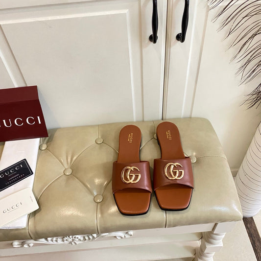 ШЛЬОПАНЦІ GUCCI 26S З КОРИЧНЕВОЇ ТЕЛЯЧОЇ ШКІРИ