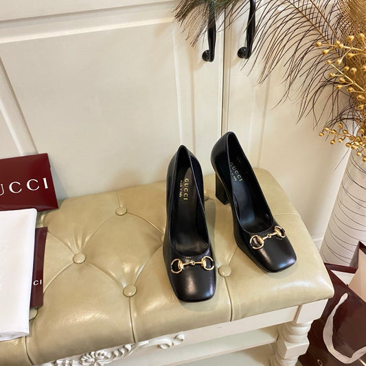GUCCI 26S ТУФЛІ-ПОМПИ HORSEBIT НА СЕРЕДНЬОМУ ПІДБОРАХ 100 ММ З ЧОРНОЇ ТЕЛЯЧОЇ ШКІРИ