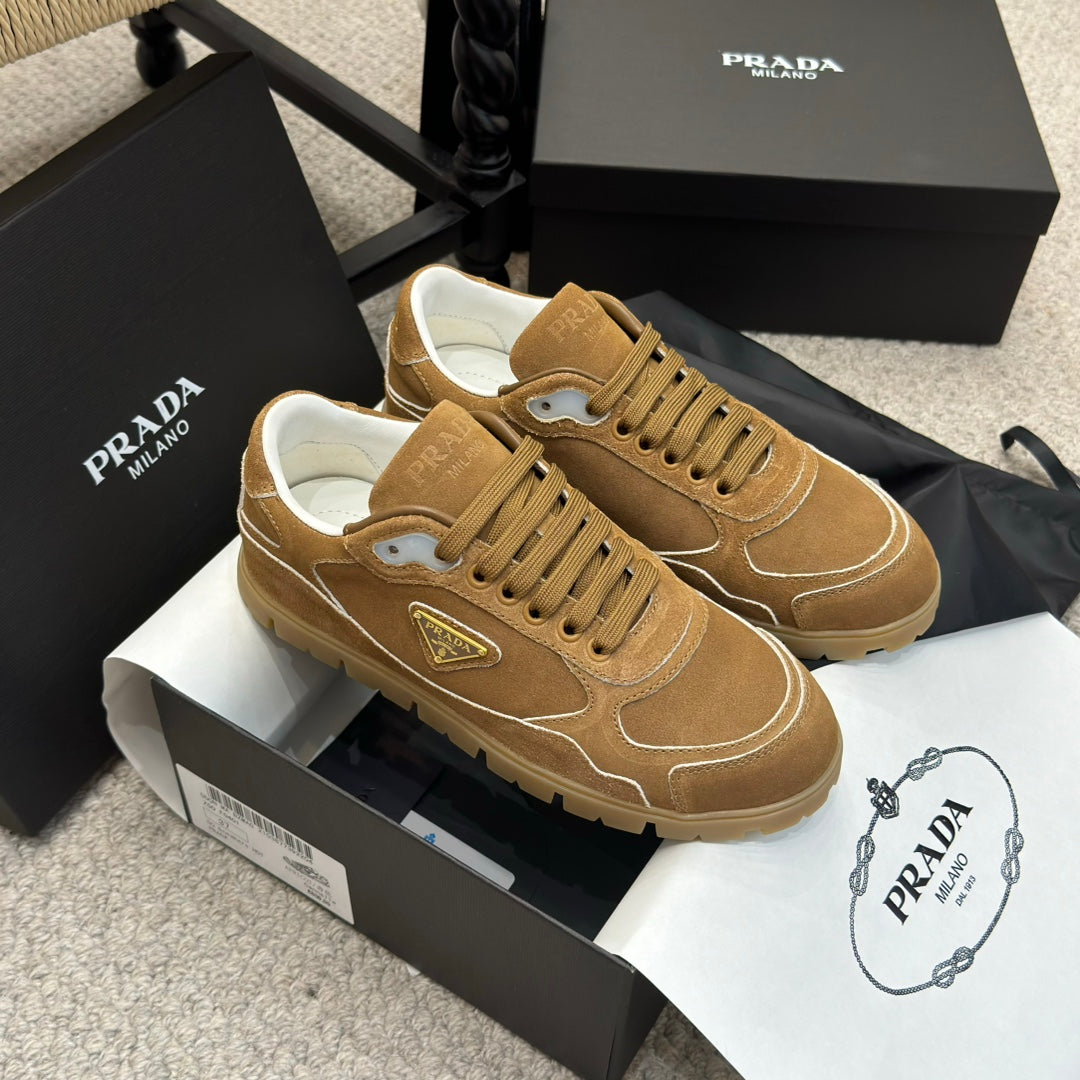 PRADA 25S SNEAKERS 20MM IN CARAMEL BROWN SUEDE - 35