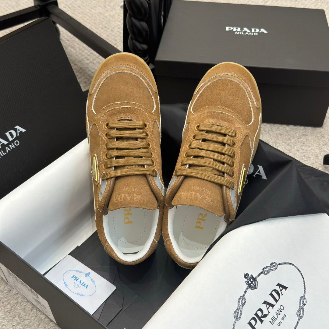 PRADA 25S SNEAKERS 20MM IN CARAMEL BROWN SUEDE - 35