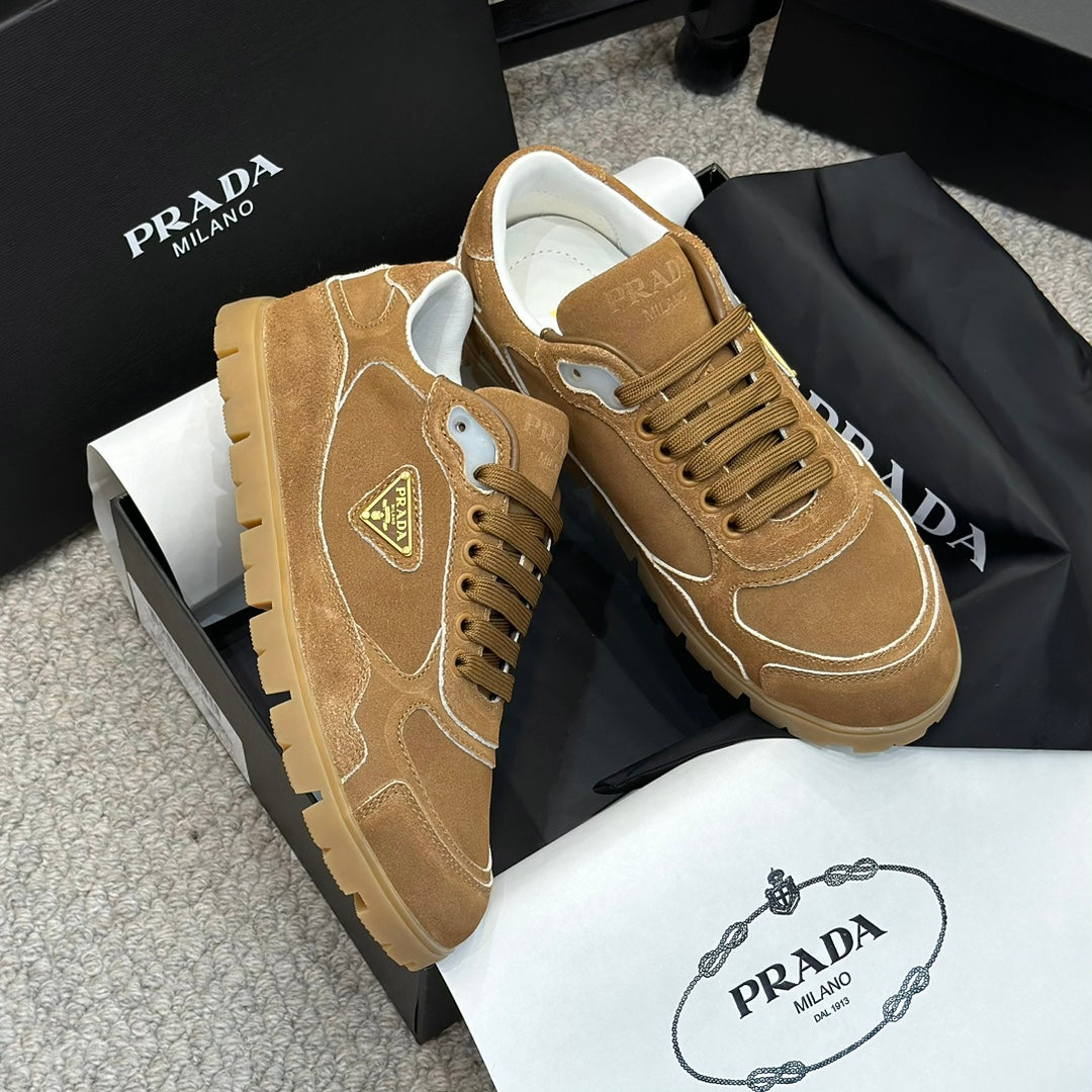 PRADA 25S SNEAKERS 20MM IN CARAMEL BROWN SUEDE - 35