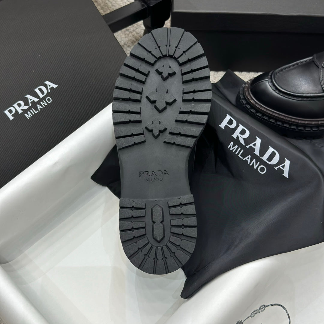 PRADA 25S LOAFER 50MM IN BLACK CALFSKIN LOGO - 34