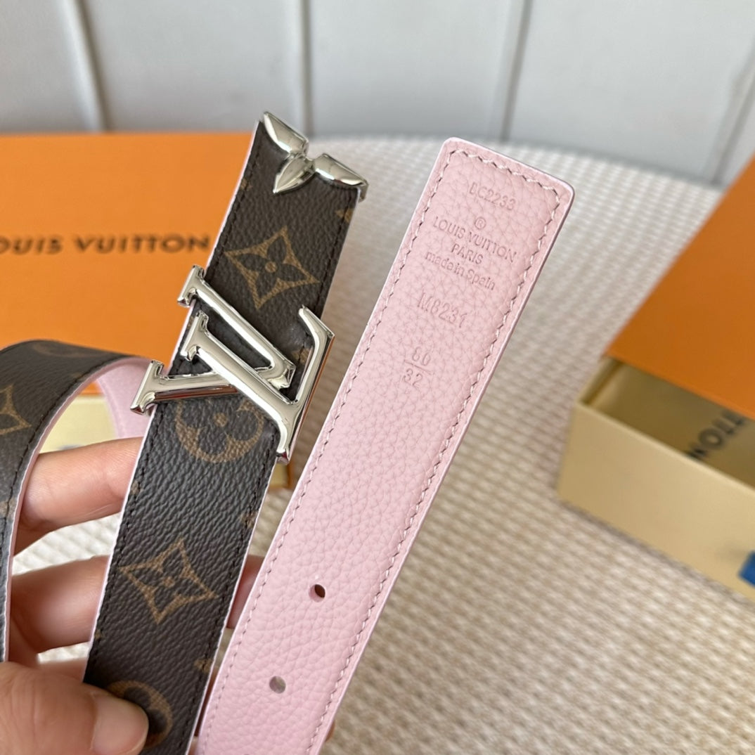 PRETTY LV 30MM REVERSIBLE BELT IN LIGHT PINK CALFSKIN SILVER HARDWARE - 30