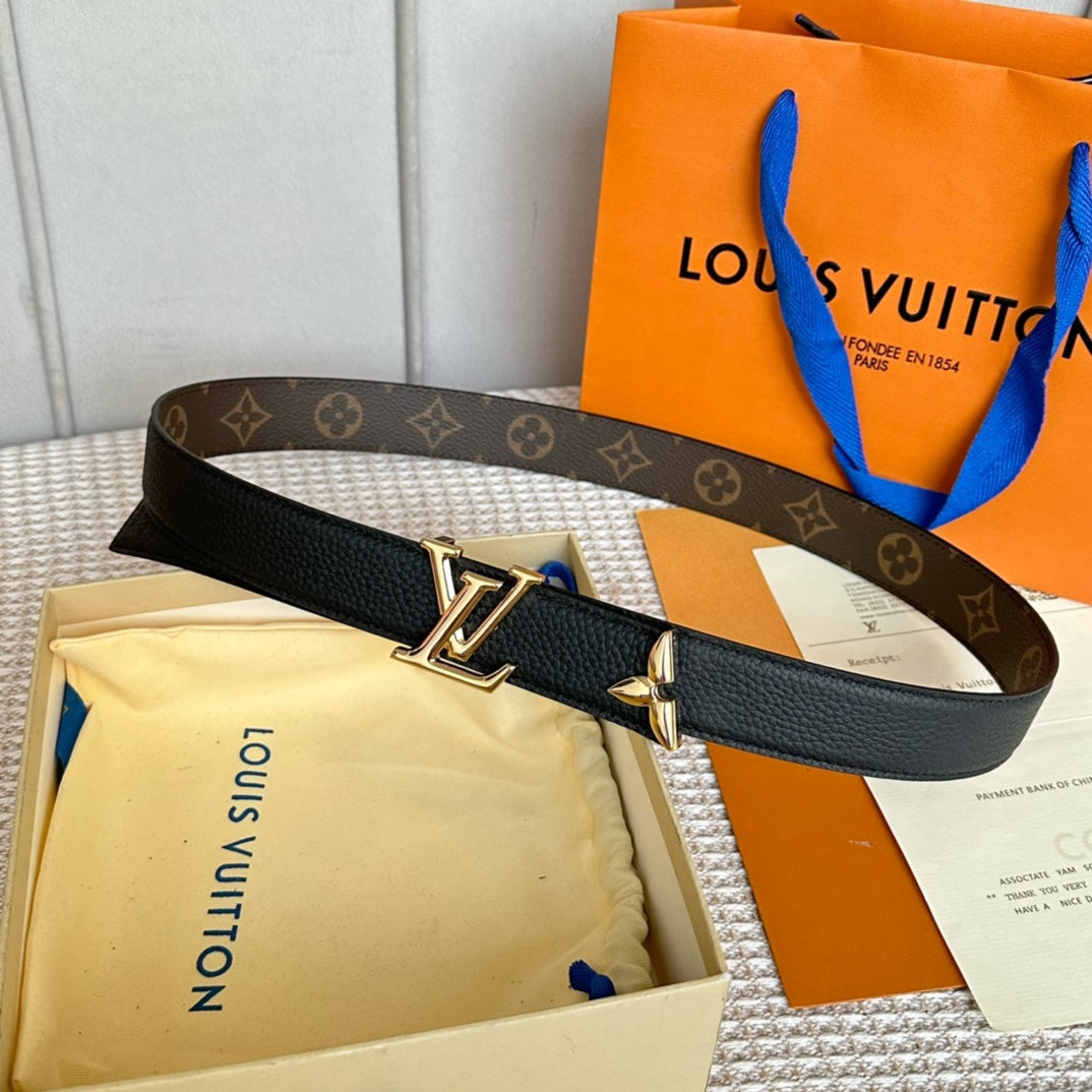 PRETTY LV 30MM REVERSIBLE BELT IN BLACK CALFSKIN GOLD HARDWARE - 30