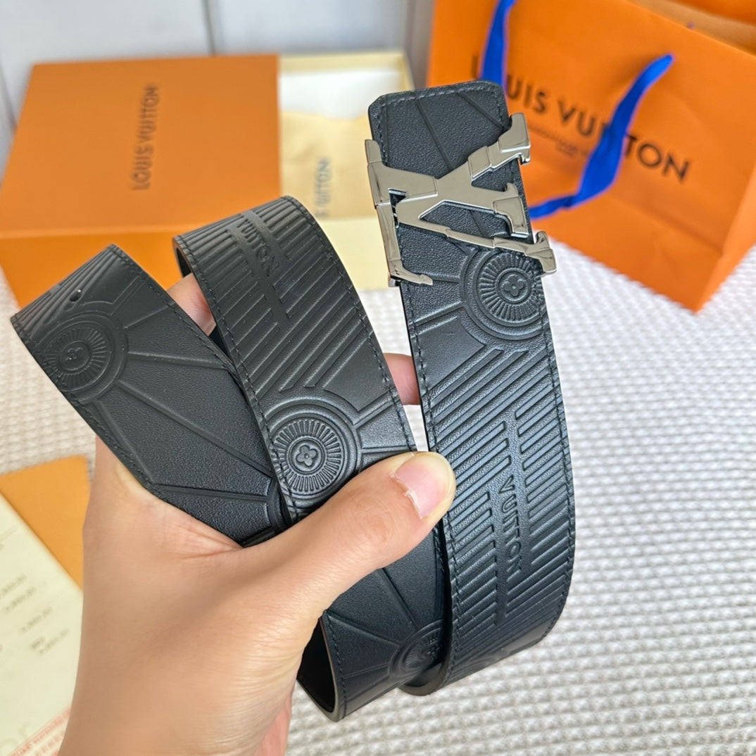 LV 25S BELT 40 MM IN BLACK CALFSKIN 593226 - 26-28