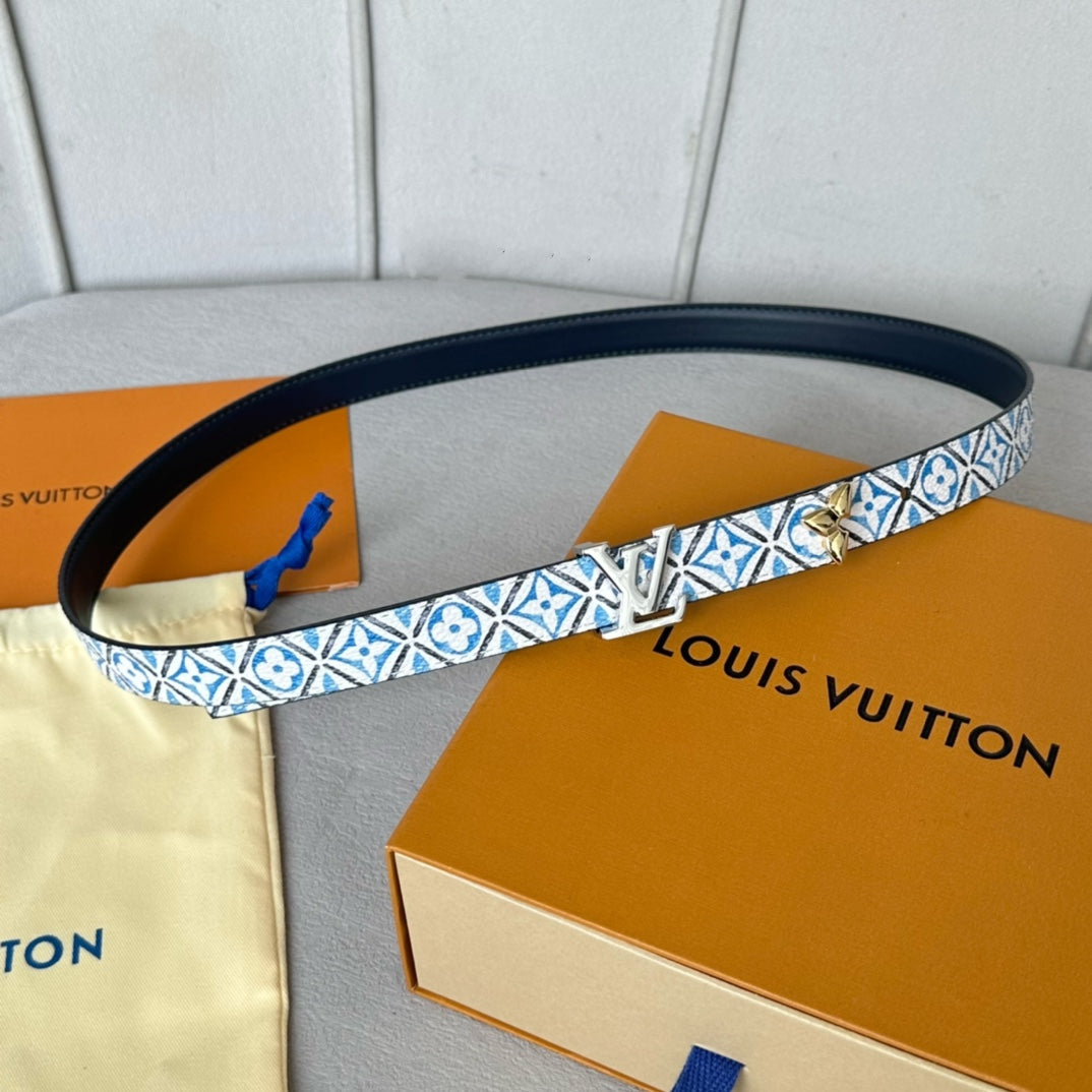 Pretty LV 20mm Reversible Belt Silver Buckle Black White Blue Leather - 30
