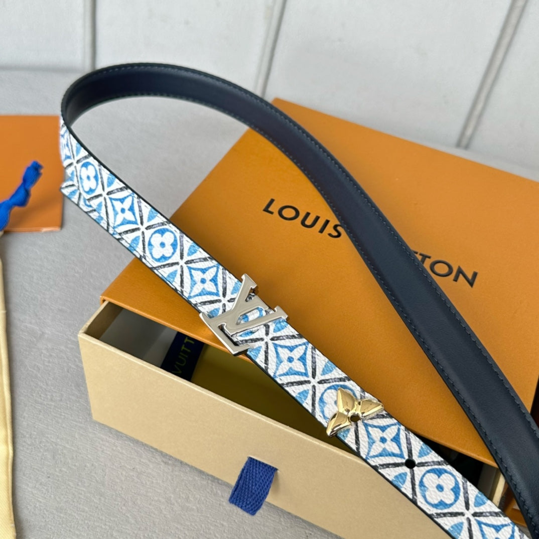 Pretty LV 20mm Reversible Belt Silver Buckle Black White Blue Leather - 30
