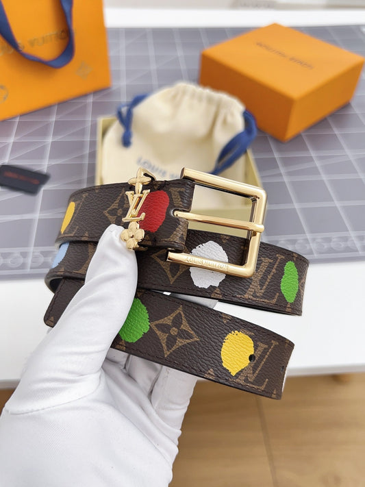 LV BLOOM 30 MM З БАРВИСТОЇ ТЕЛЯЧОЇ ШКІРИ З МОНОГРАМОЮ ТА ЗОЛОТИСТОЮ ФУРНІТУРОЮ - 30