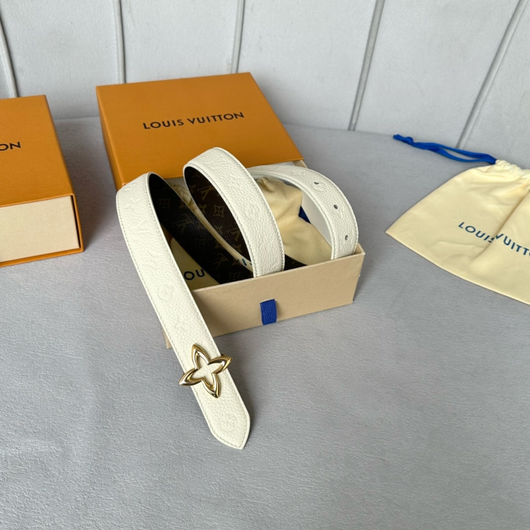 LV  MINI FLOWERGRAM 30MM REVERSIBLE BELT IN WHITE EMBOSSED CALFSKIN GOLD HARDWARE - 30