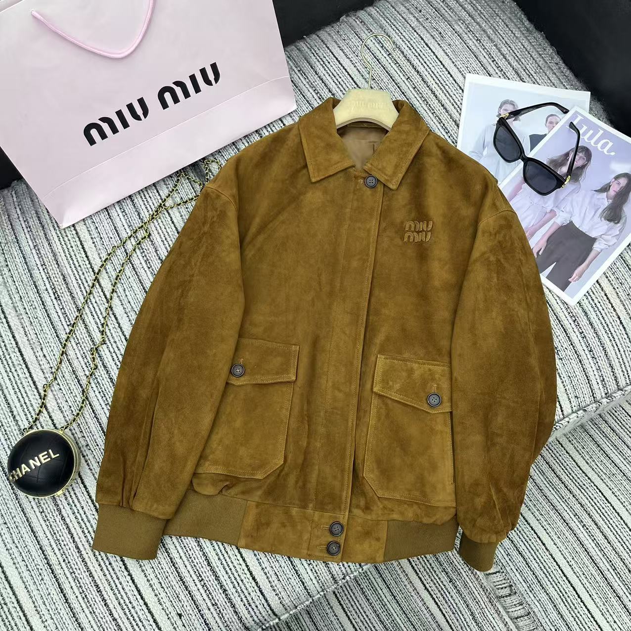 MIUMIU MID-LENGTH COAT STYLE 31