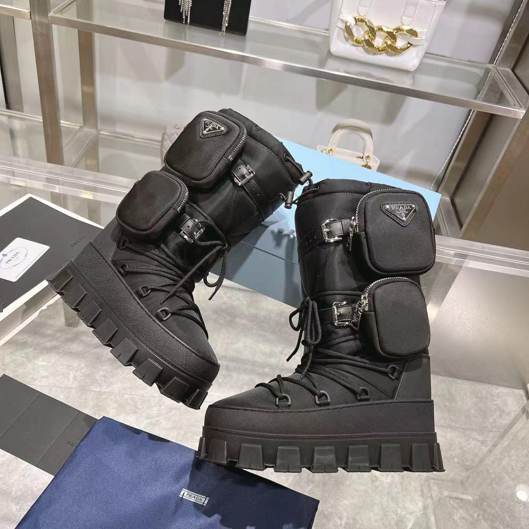 RE-NYLON SKI BOOTS BLACK ATTACHED POUCH - 35