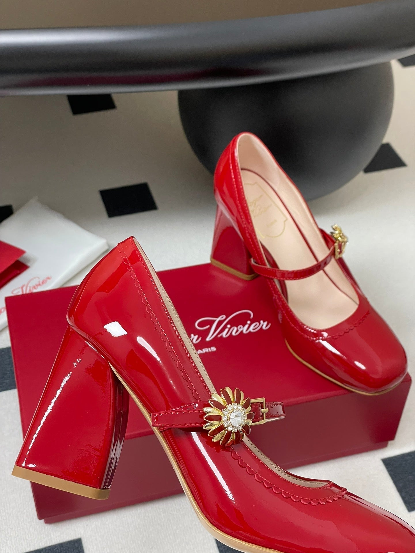 TRÈS VIVIER MARY JANE PUMPS 85MM IN RED GLOSSY CALFSKIN - 35