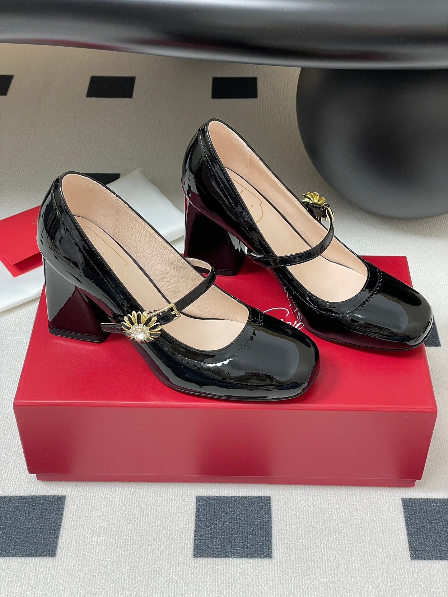 TRÈS VIVIER MARY JANE PUMPS 85MM IN BLACK GLOSSY CALFSKIN - 35