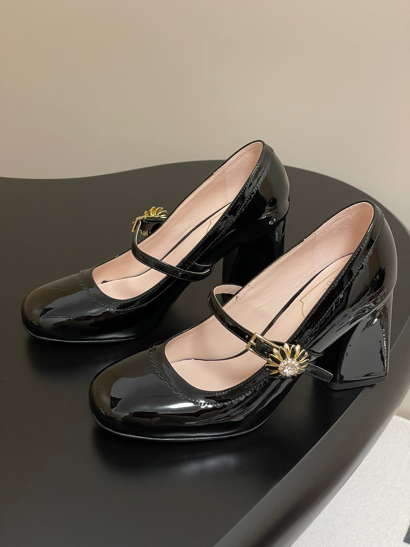 TRÈS VIVIER MARY JANE PUMPS 85MM IN BLACK GLOSSY CALFSKIN - 35