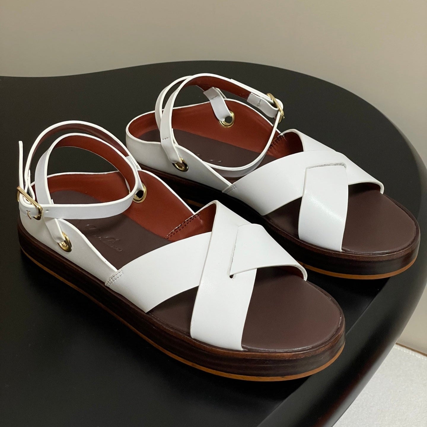 SANDALS THICK SOLE CROSS STRAP IN WHITE AND BROWN CALFSKIN - 35