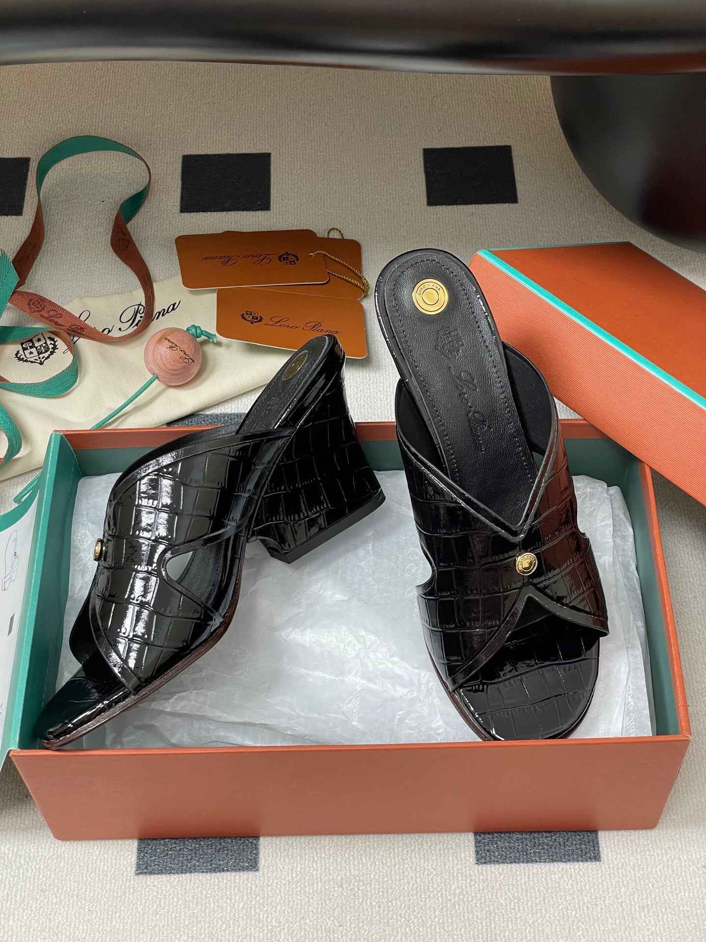 HIGH HEELS 80 MM IN BLACK CALFSKIN SNAKE EMBOSSING - 35