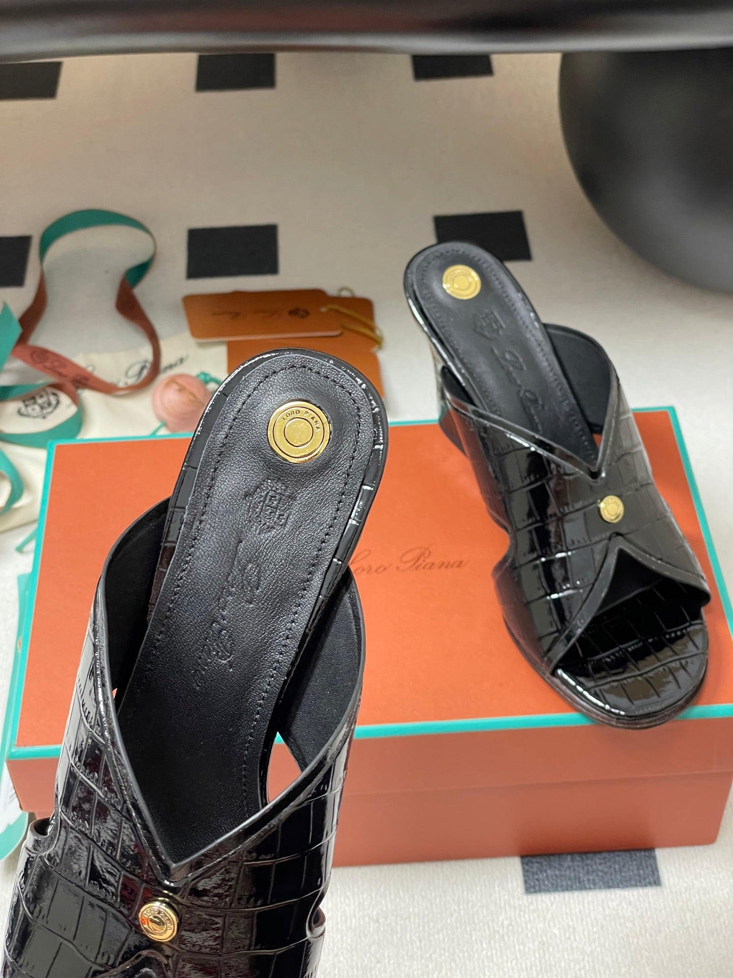 HIGH HEELS 80 MM IN BLACK CALFSKIN SNAKE EMBOSSING - 35