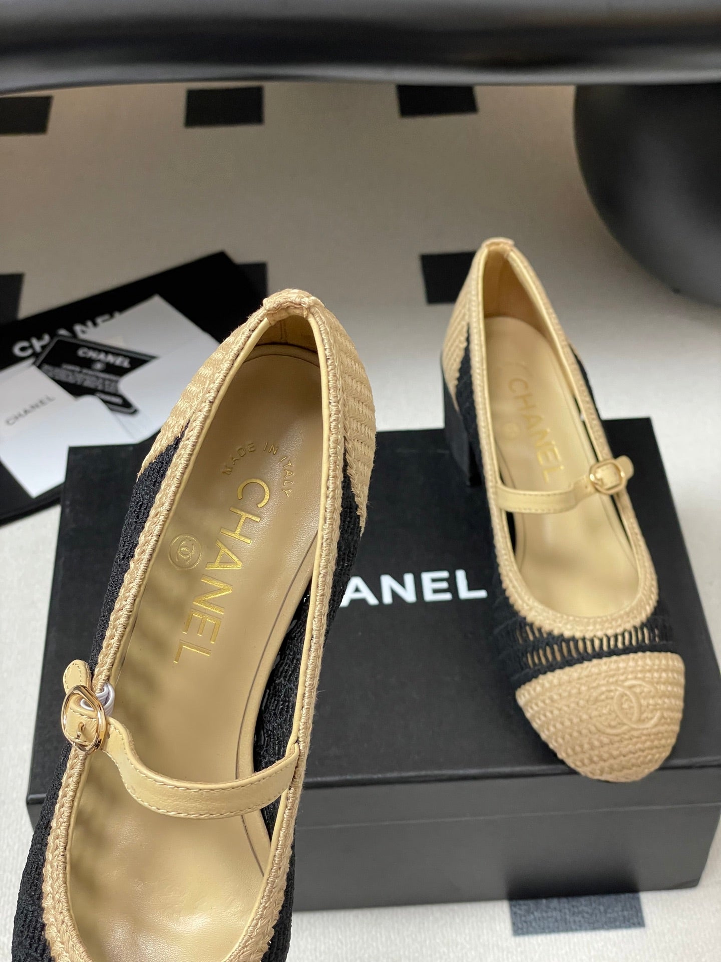 HIGH BALLET MARY JANE 50MM IN NATURAL BEIGE AND BLACK RAFFIA - 34