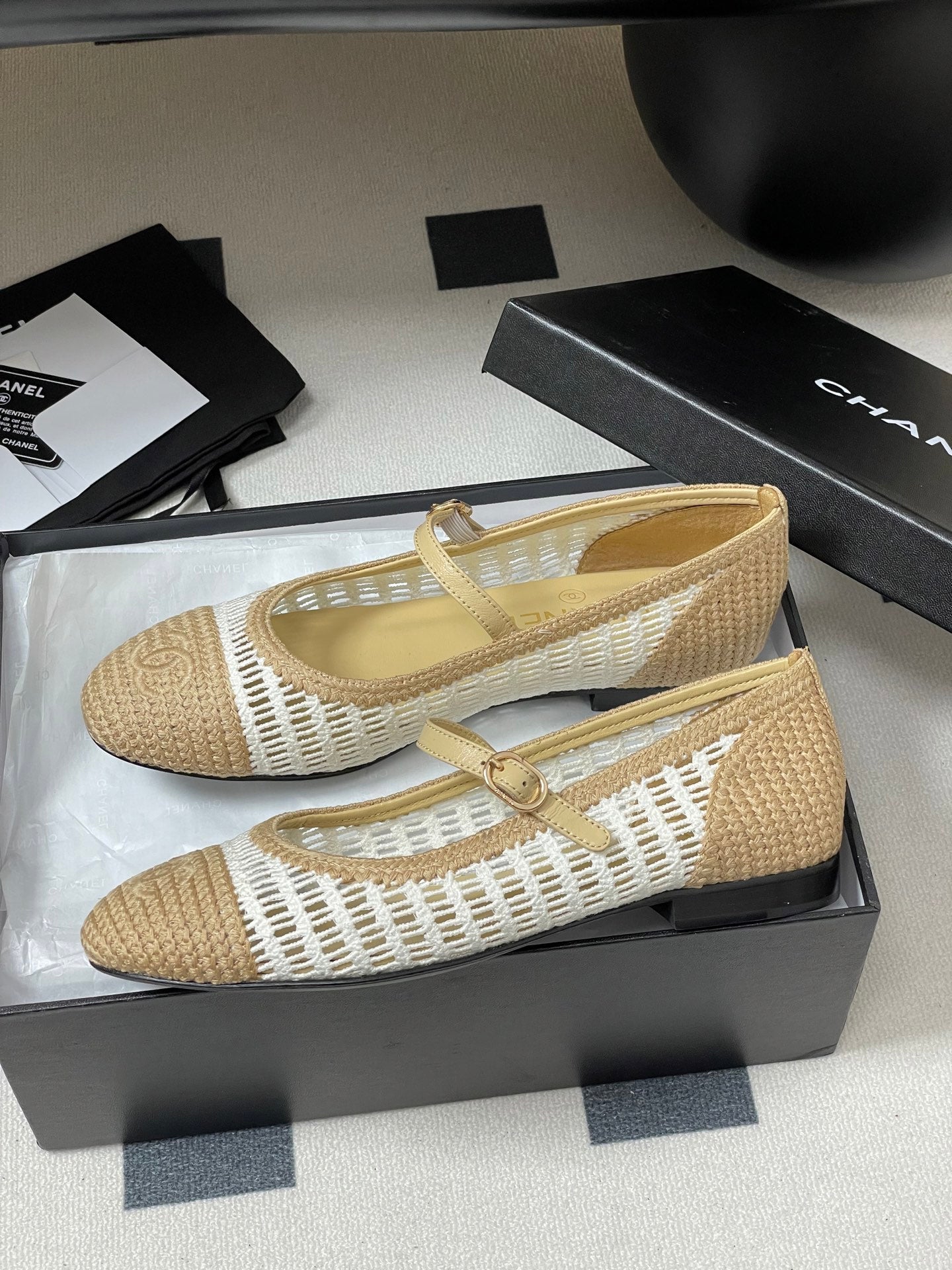 BALLERINAS IN WHITE MIX PEANUT BROWN RAFFIA - 34