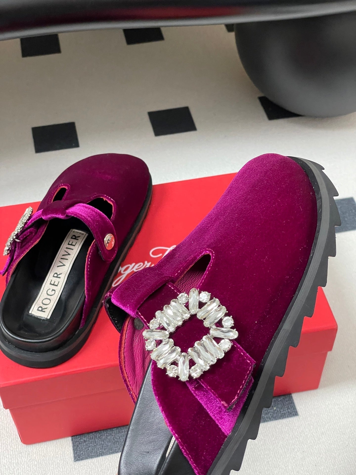 ROGER VIVIER 25S VIV' RANGERS MULES IN DARK MAGENTA VELVET EMBELLISHED CRYSTALS - 35