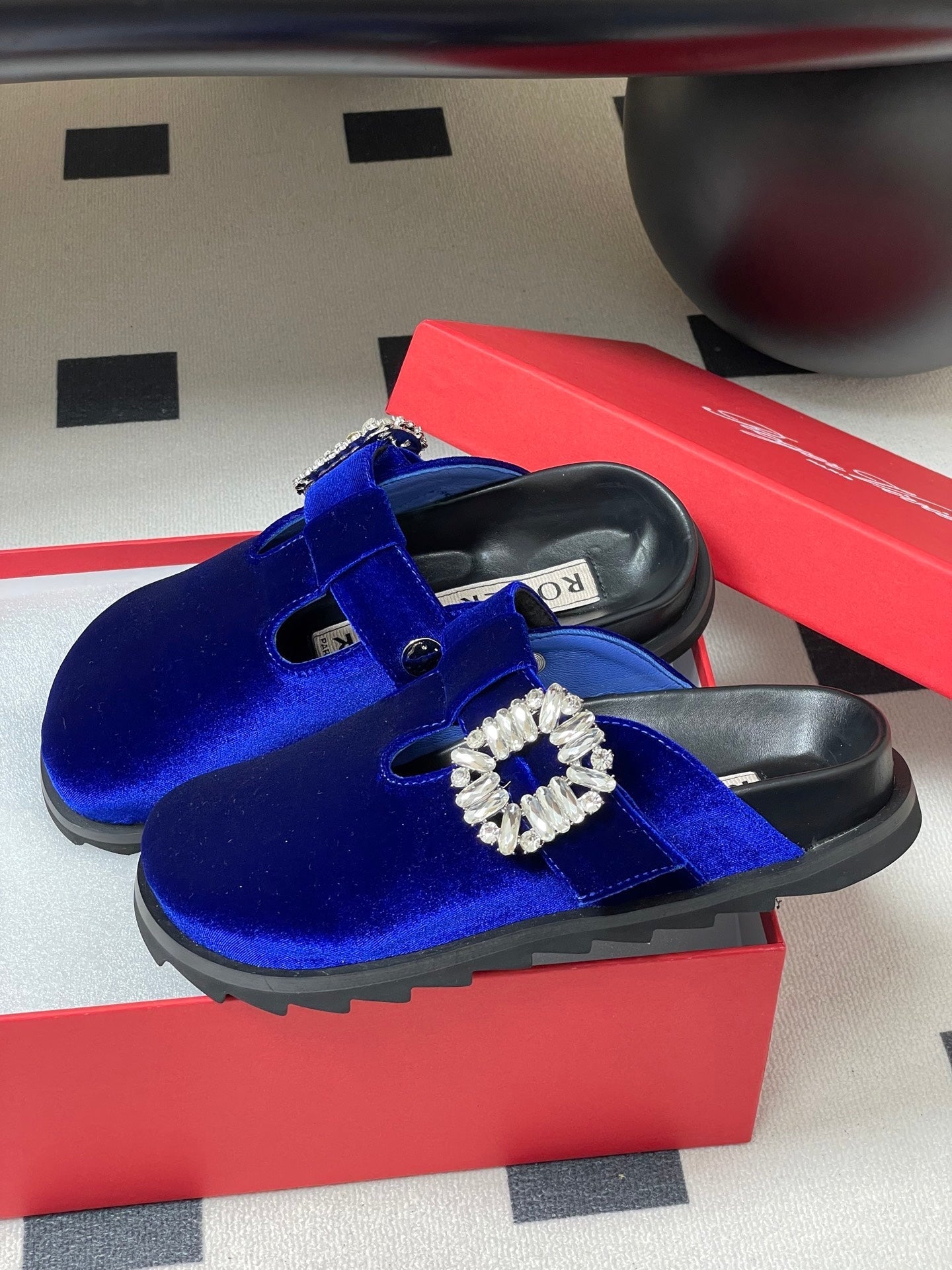ROGER VIVIER 25S VIV' RANGERS MULES IN DARK BLUE VELVET EMBELLISHED CRYSTALS - 35