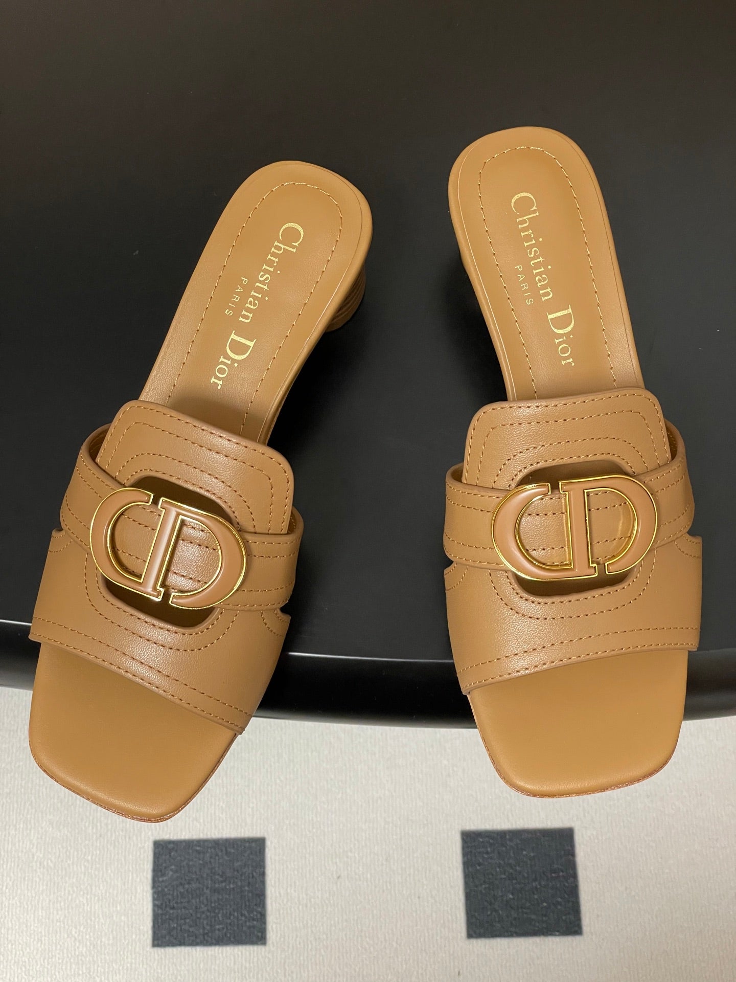 DIOR HIGH HEEL CLASSIC MONTAIGNE 40 MM 25S IN LIGHT BROWN LAMBSKIN WITH CD LOGO - 34