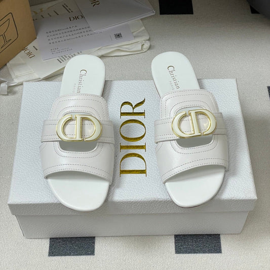 DIOR CLASSIC MONTAIGNE SANDALS 25S IN WHITE LAMBSKIN WITH CD LOGO - 34