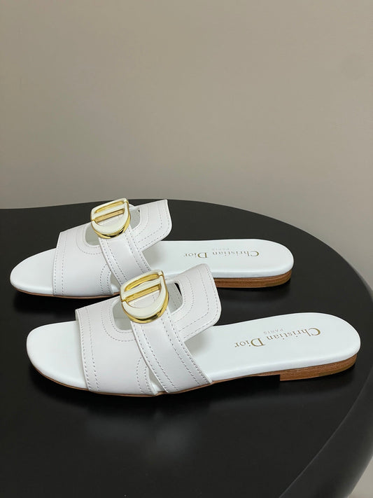 DIOR CLASSIC MONTAIGNE SANDALS 25S IN WHITE LAMBSKIN WITH CD LOGO - 34