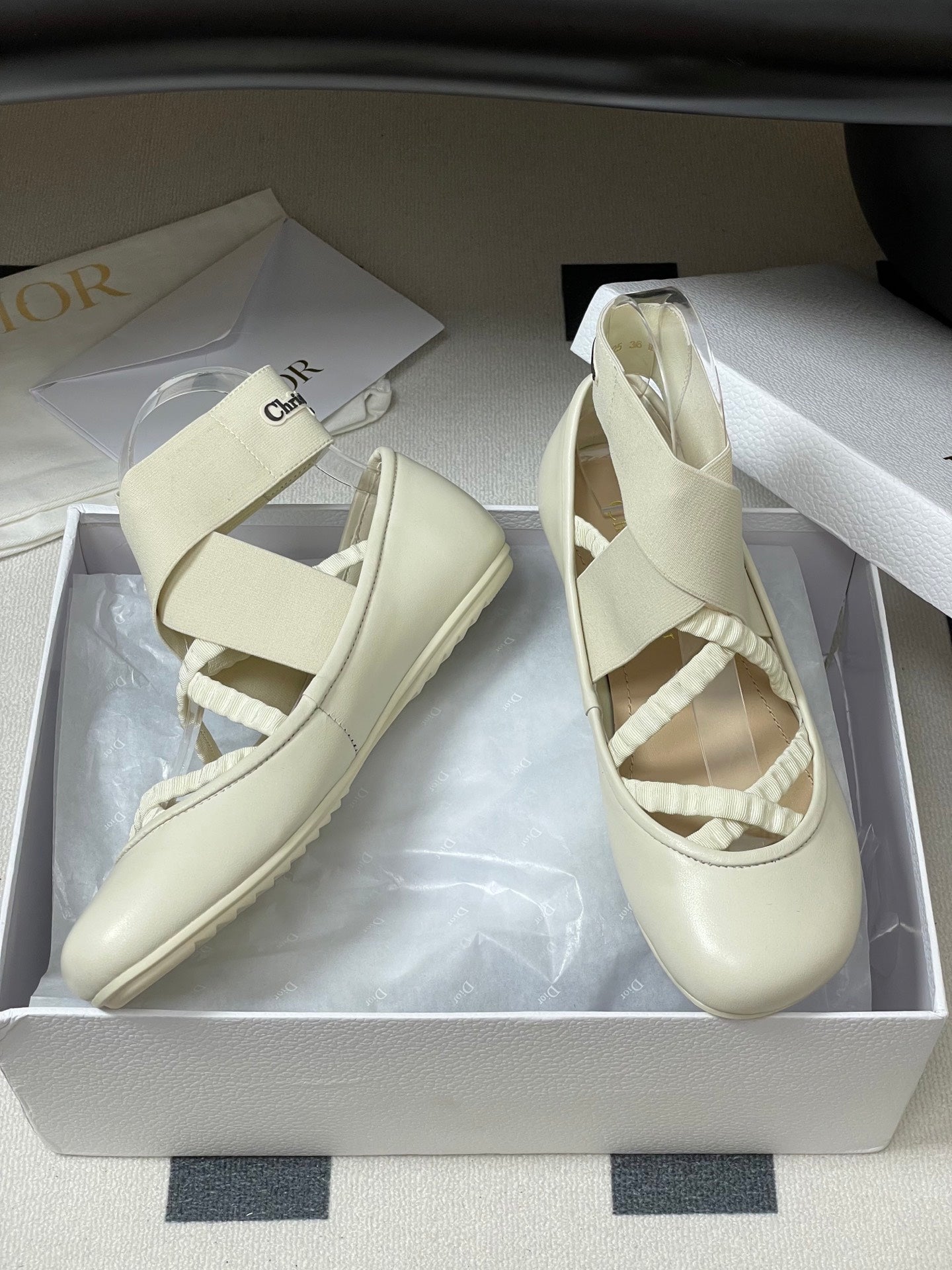 DIOR STRETCH BALLET FLATS 25S IN CREAM WHITE LAMBSKIN WITH CROSSED STRAPS - 35