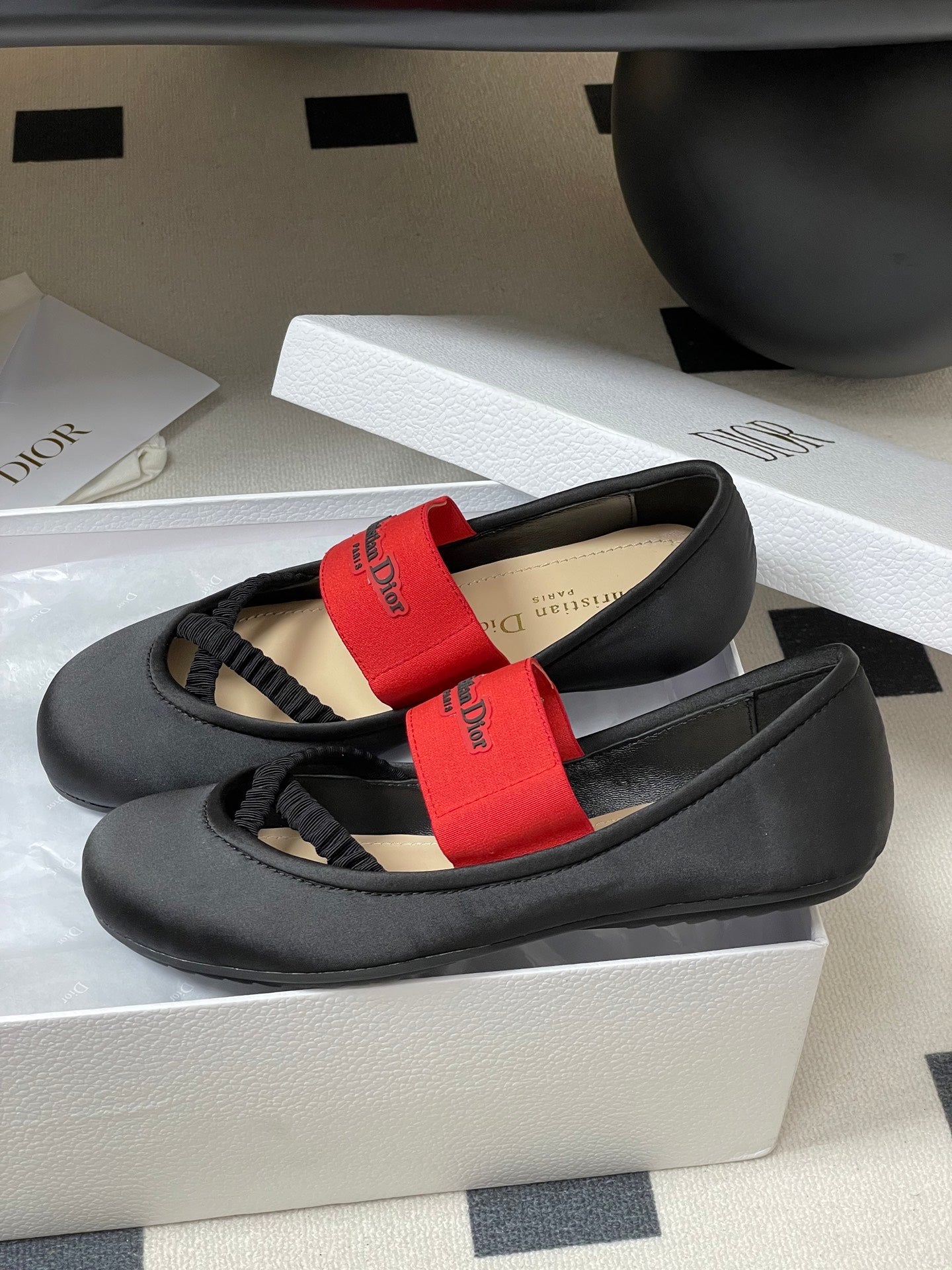 DIOR STRETCH BALLET FLATS 25S IN BLACK MIX RED FABRIC - 35