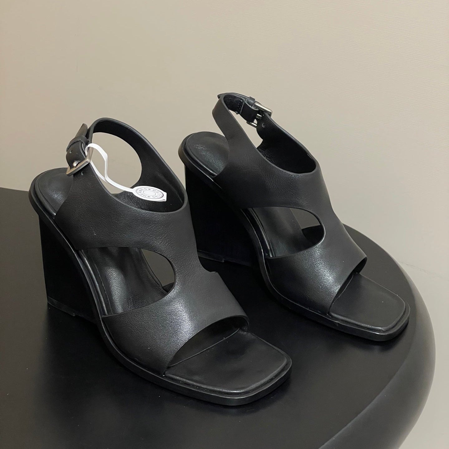 HM 25S KALYA WEDGE SANDAL 100 MM IN BLACK LAMBSKIN - 35