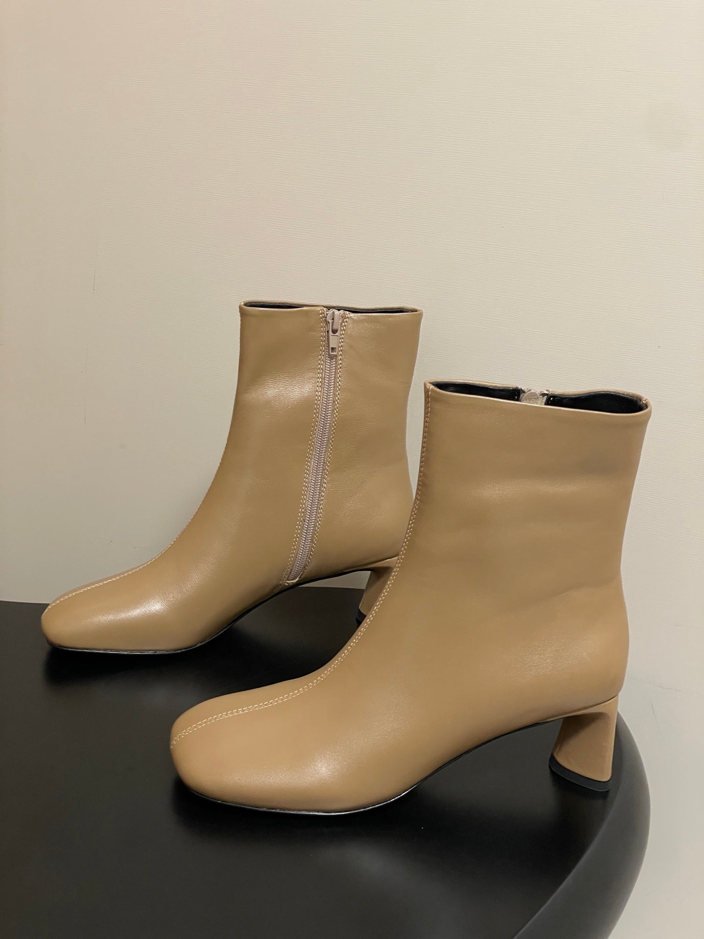 BALENCIAGA 25S ANKLE BOOTS 65 MM IN BEIGE BROWN COW LEATHER - 35