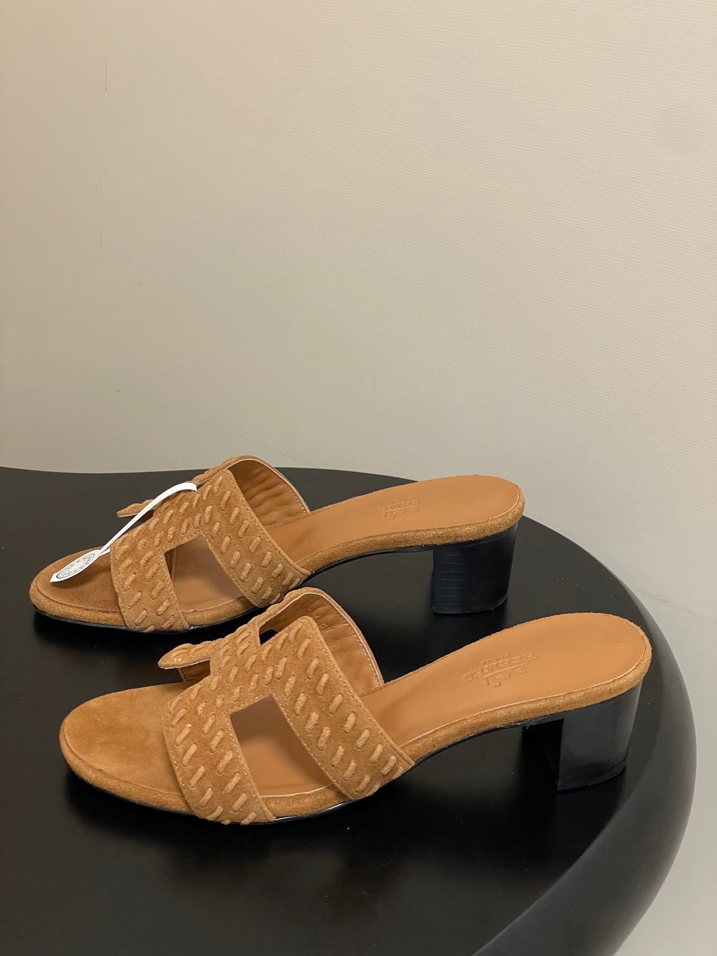 HM 25S ORAN HIGH‑HEEL SANDAL IN LIGHT BROWN SUEDE AND LAMBSKIN - 35
