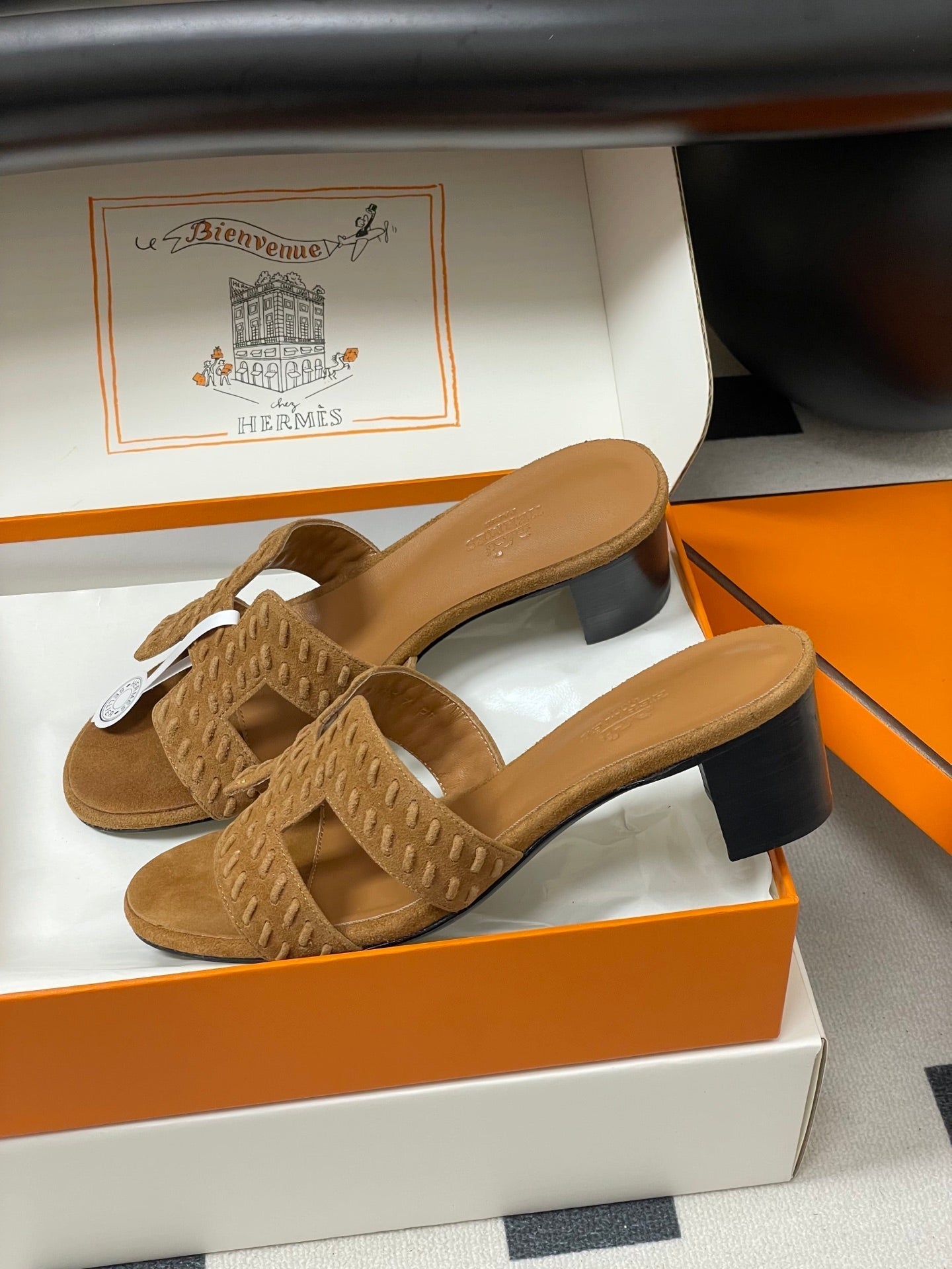 HM 25S ORAN HIGH‑HEEL SANDAL IN LIGHT BROWN SUEDE AND LAMBSKIN - 35