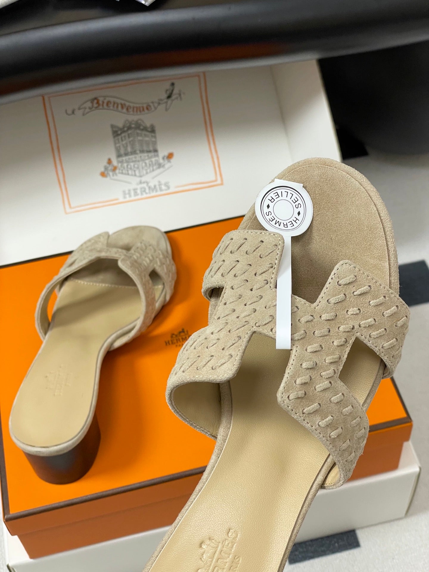 HM 25S ORAN HIGH‑HEEL SANDAL IN BEIGE SUEDE AND LAMBSKIN - 35