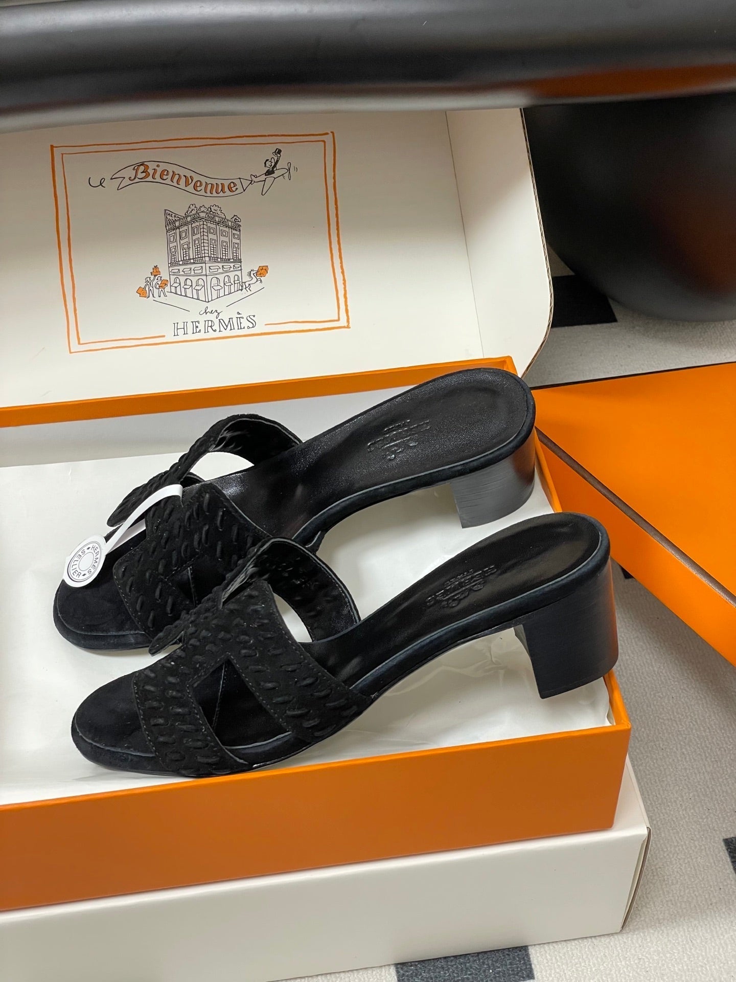 HM 25S ORAN HIGH‑HEEL SANDAL IN BLACK SUEDE AND LAMBSKIN - 35