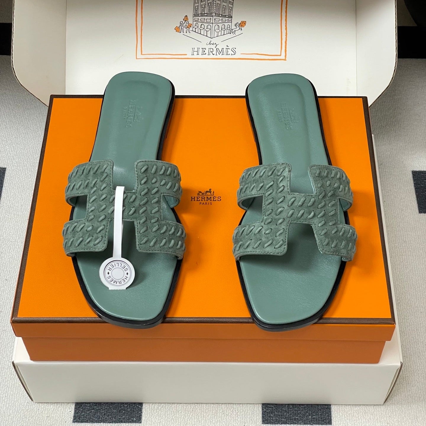 HM 25S ORAN SANDAL IN DUSTY MOSS GREEN SUEDE AND LAMBSKIN - 35