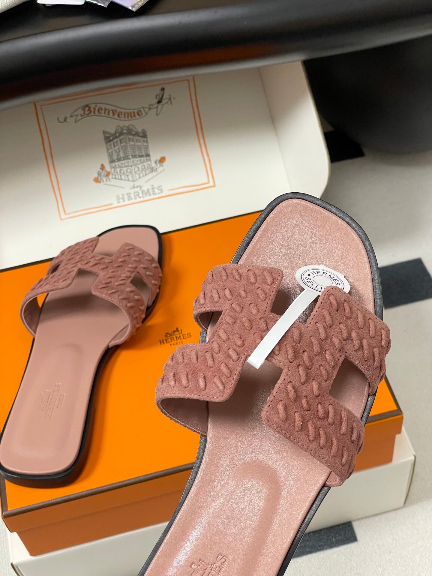 HM 25S ORAN SANDAL IN PEACHY PINK SUEDE AND LAMBSKIN - 35