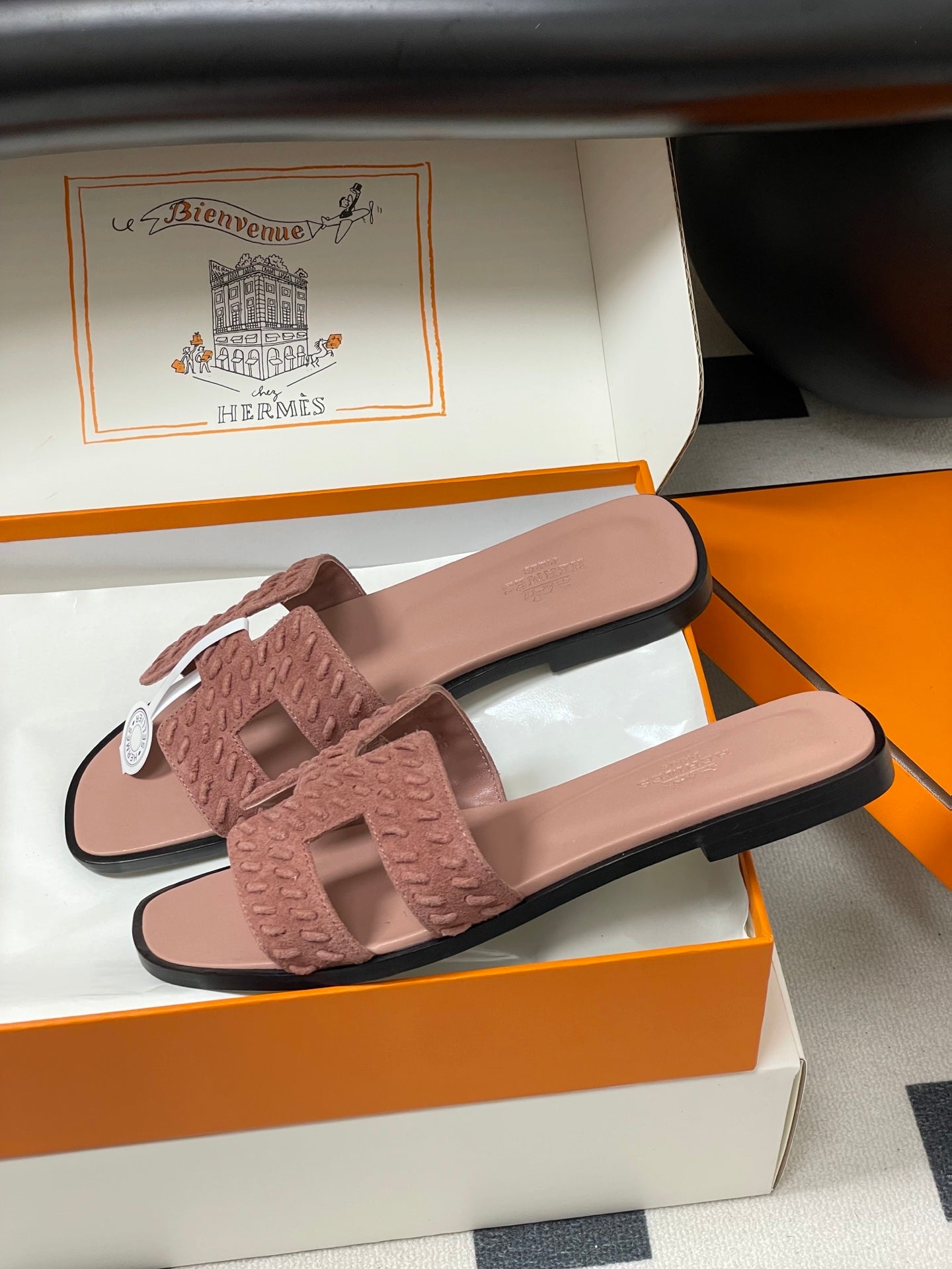 HM 25S ORAN SANDAL IN PEACHY PINK SUEDE AND LAMBSKIN - 35