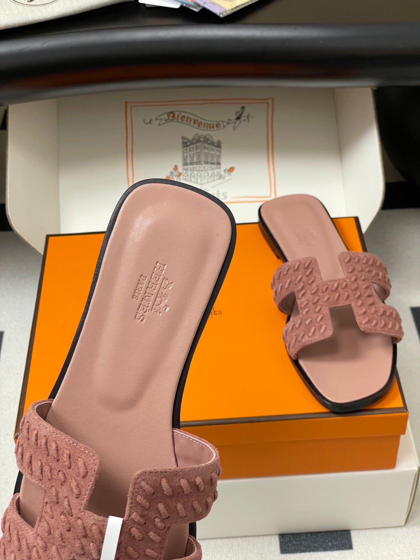 HM 25S ORAN SANDAL IN PEACHY PINK SUEDE AND LAMBSKIN - 35
