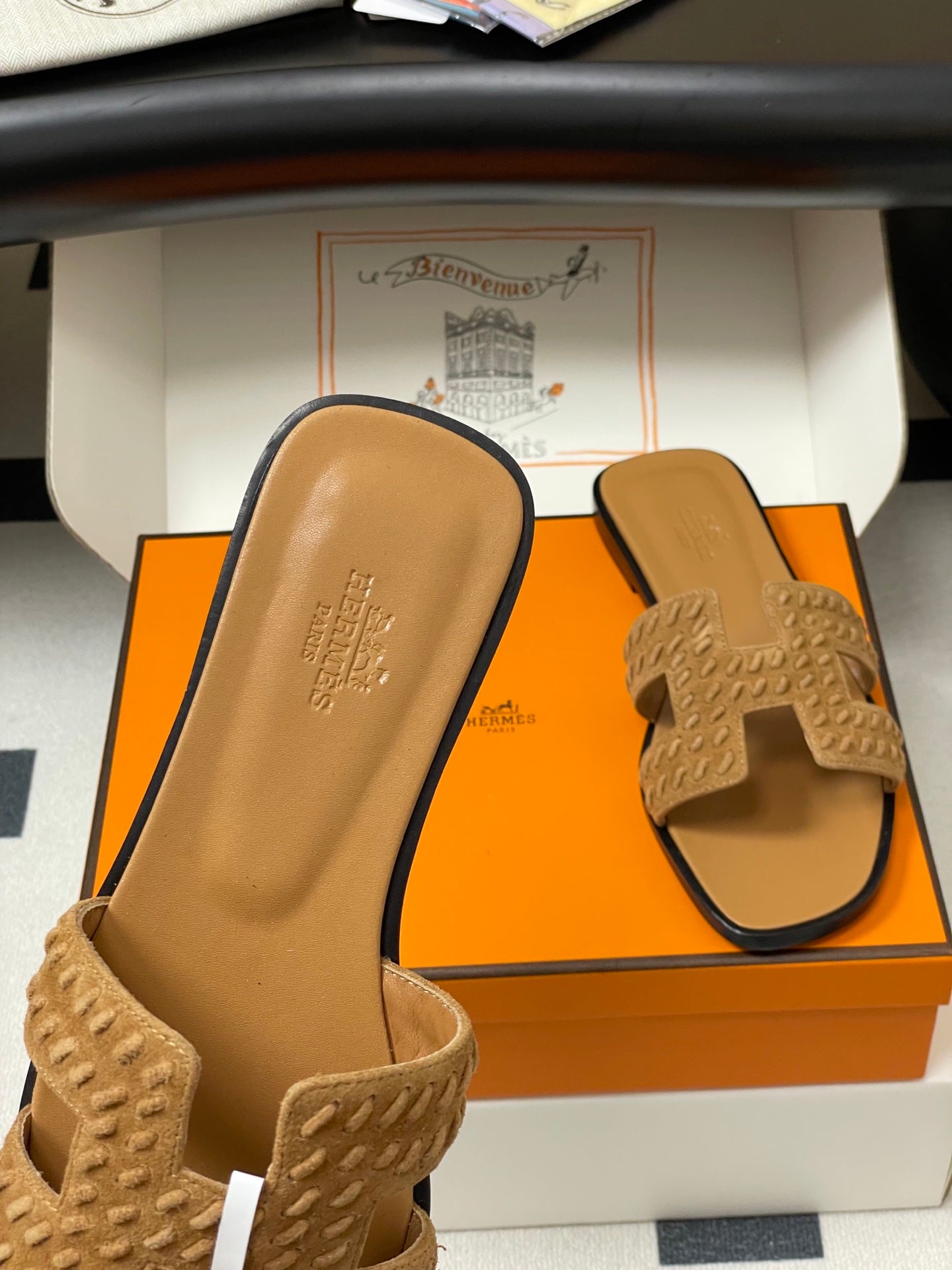 HM 25S ORAN SANDAL IN LIGHT BROWN SUEDE AND LAMBSKIN - 35