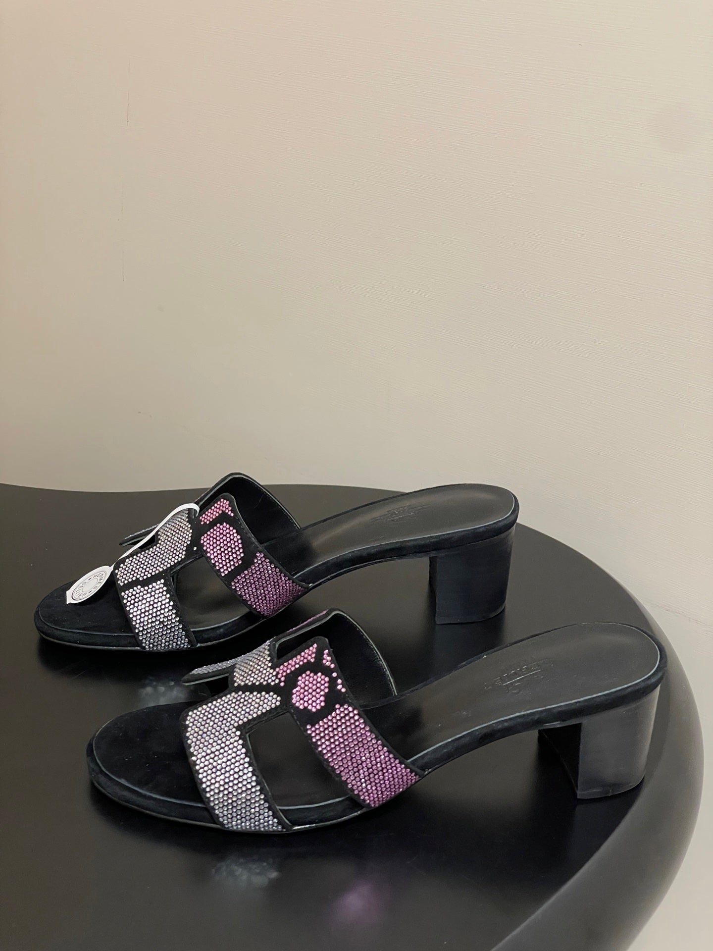 HM 25S ORAN HIGH‑HEEL SANDAL 50 MM IN BLACK LAMBSKIN WITH WHITE MIX PINK STONE DETAILS - 35