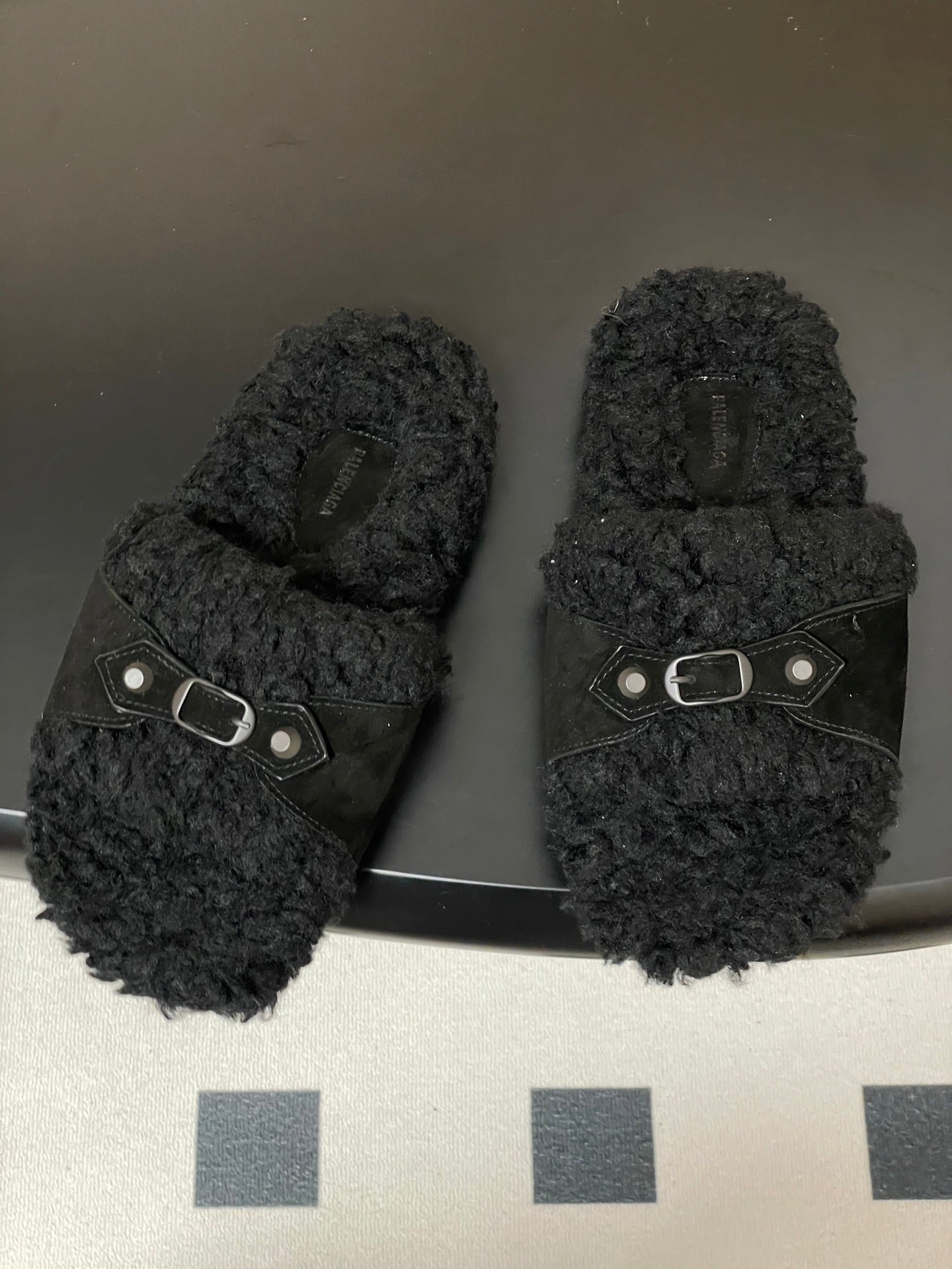 BALENCIAGA 25S SLIPPERS IN BLACK SUEDE AND WOOL - 35