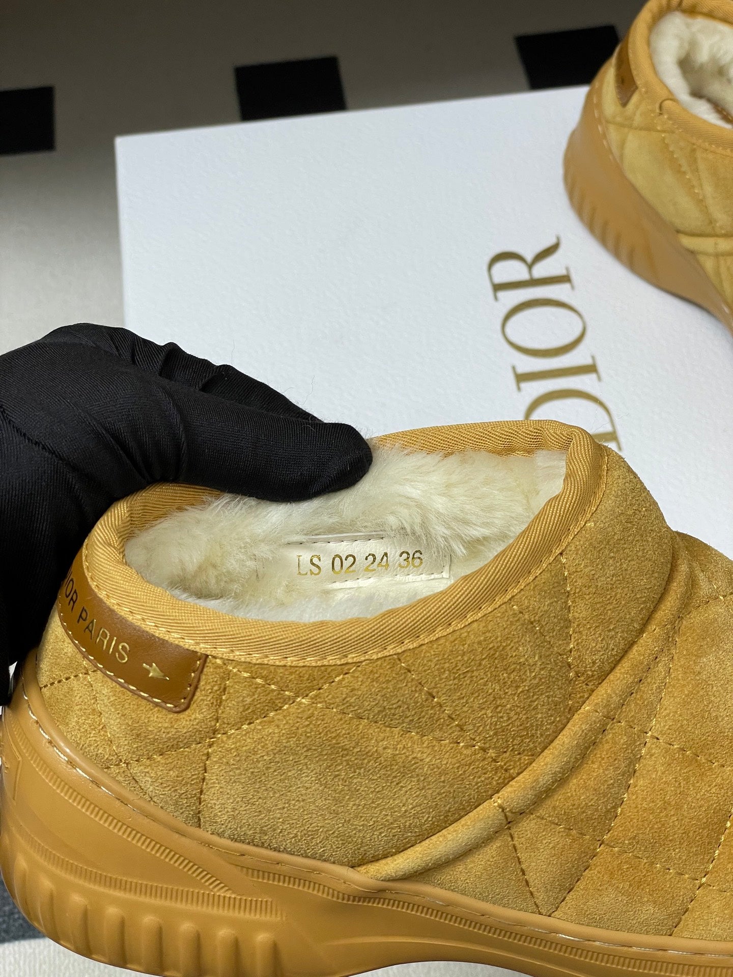 DIOR 25S FROST ANKLE BOOTS IN GOLDEN BROWN SUEDE - 35