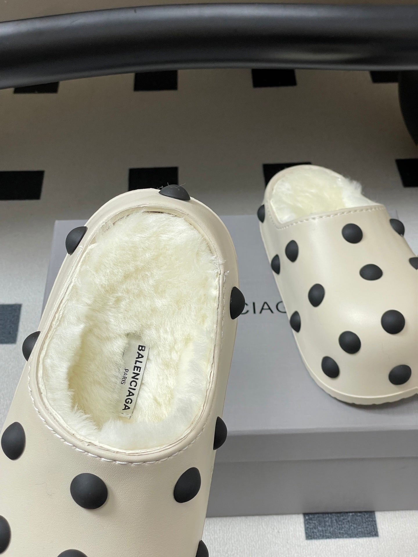 BALENCIAGA 25S FUR-LINED MULES IN WHITE FAUX LEATHER - 35